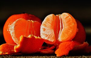 Life Goals: Peeling an Orange in 1